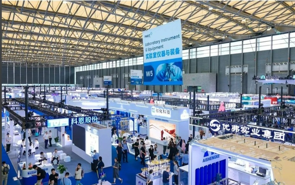 世界制藥機(jī)械包裝設(shè)備與材料中國(guó)展設(shè)計(jì)展臺(tái)搭建